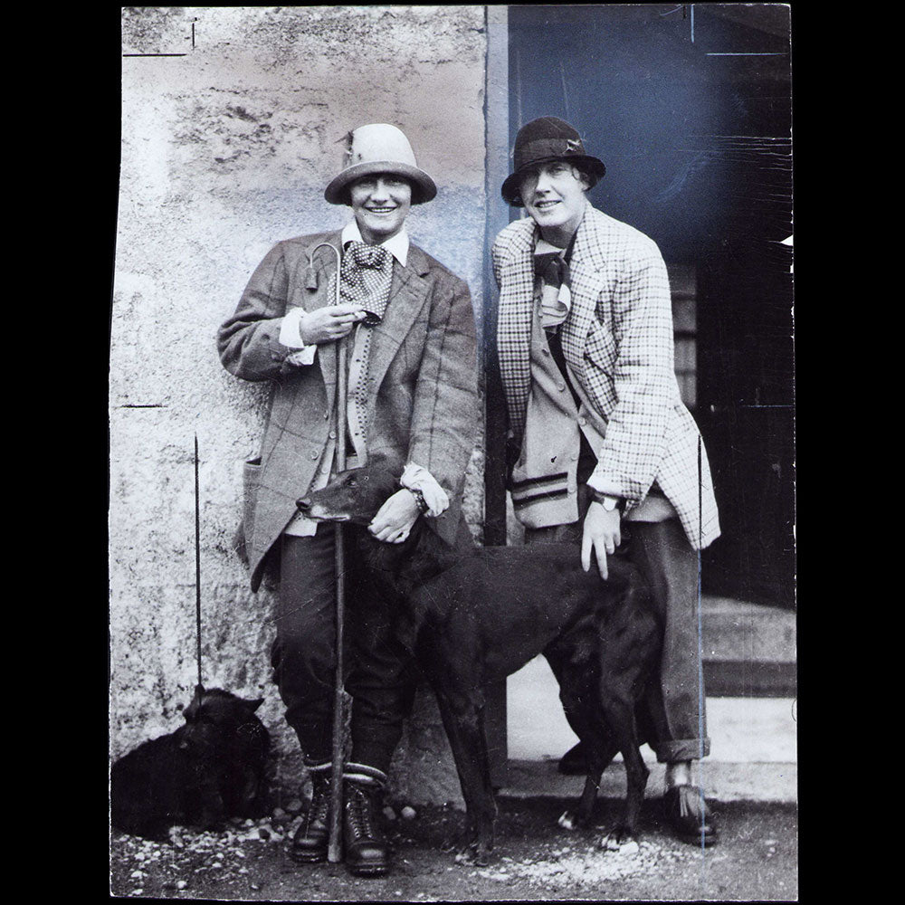 Chanel - Gabrielle Chanel et Vera Bate à Lochmore en 1928, tirage postérieur