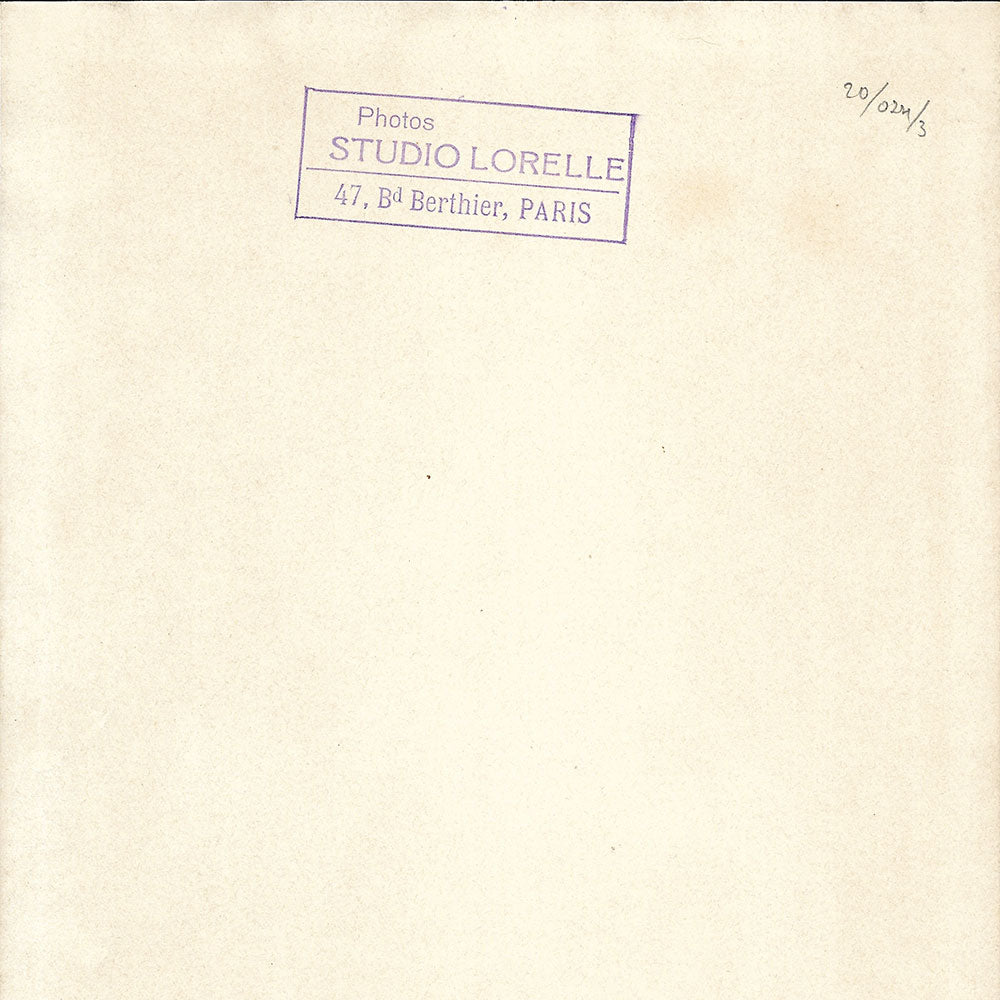 Modèle au manteau de fourrure, tirage de Lucien Lorelle (circa 1925-1930)