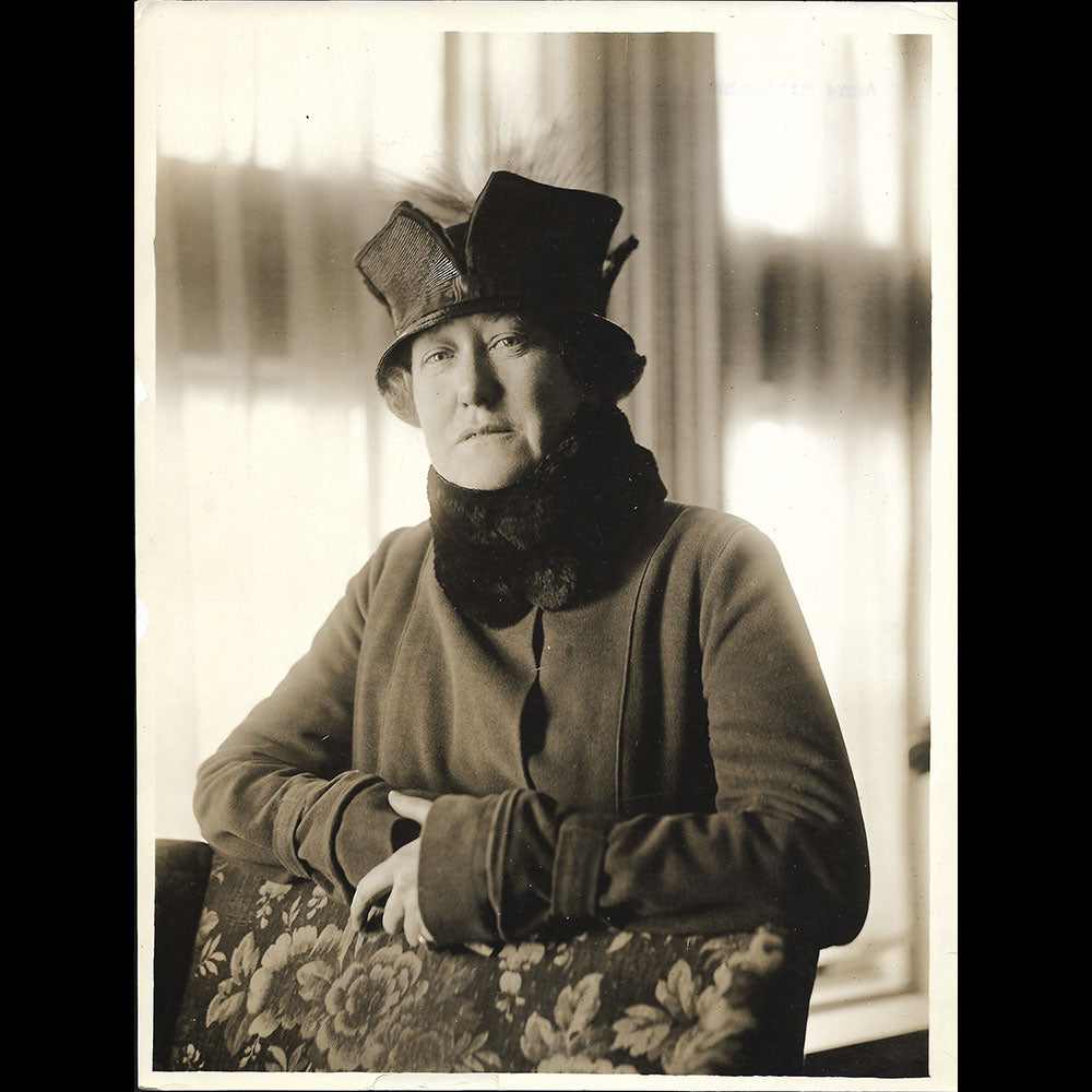 Anne Rittenhouse - Portrait de la journaliste Harrydel Hallmark (1918)