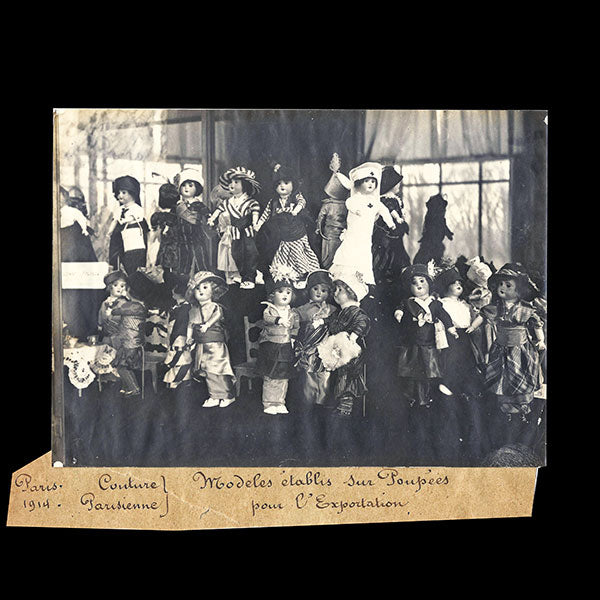 Margaine-Lacroix - Présentation de Poupées (1914)