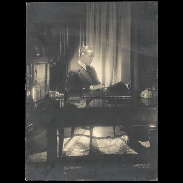 Jean Patou - Portrait photographique du couturier par Thérèse Bonney (1924)