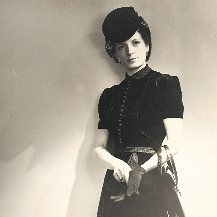 Jean Desses - Robe de velours, tirages du studio Waroline (circa 1940s)