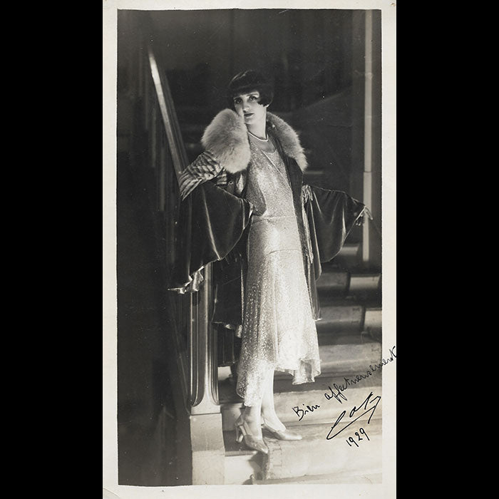 Elégante en robe du soir, 2 portraits d'Annie Coty par G.L. Manuel (1929)