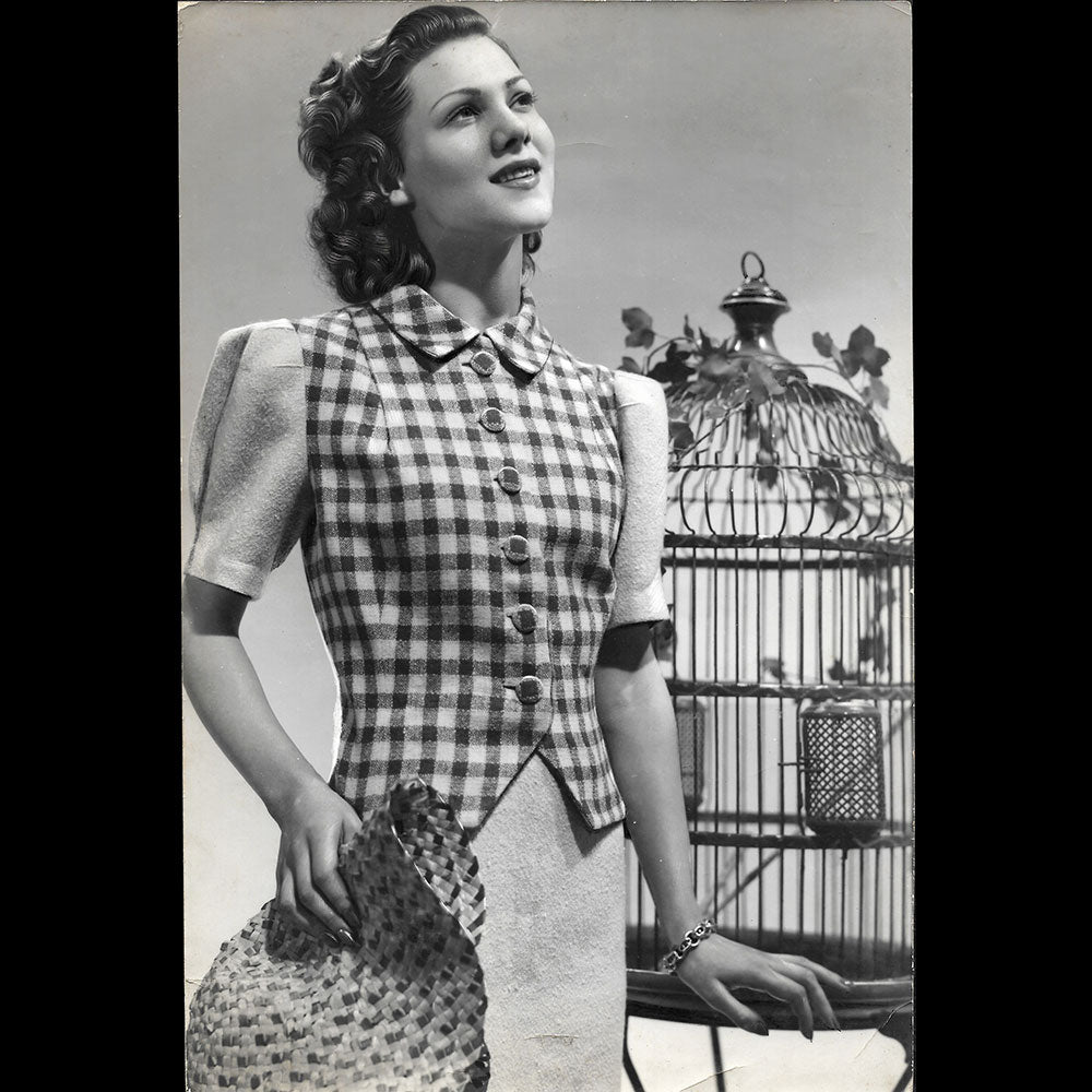 Ensemble à carreaux, tirage de Lucien Lorelle (circa 1935-1945)