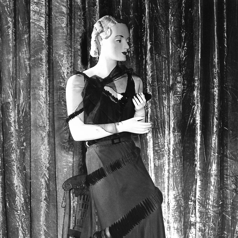 Mainbocher - Robe du soir de 1935 (1944)