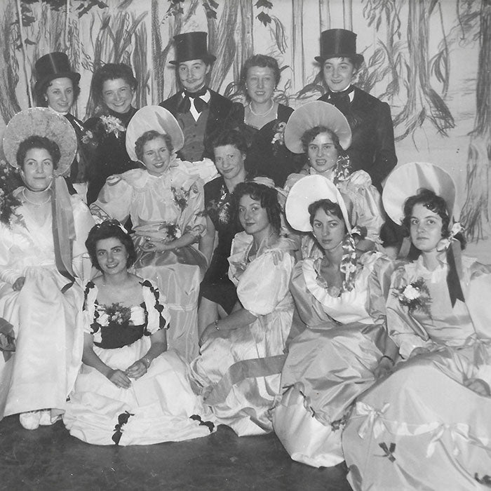 Jacques Griffe - Employés de la maison de couture fêtant la Sainte-Catherine (1965)