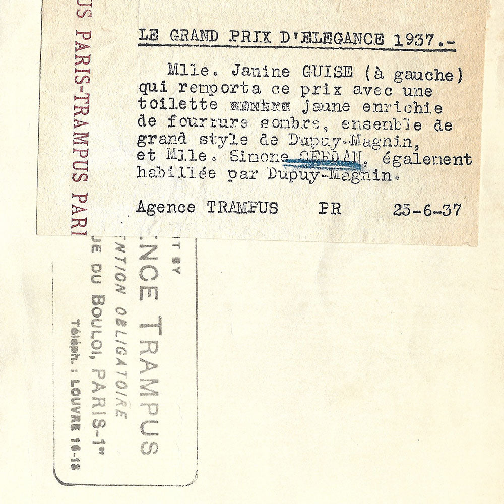 Janine Guise et Simone Cerdan au Grand Prix d'Elégance, photographie de l'agence Trampus (1937)