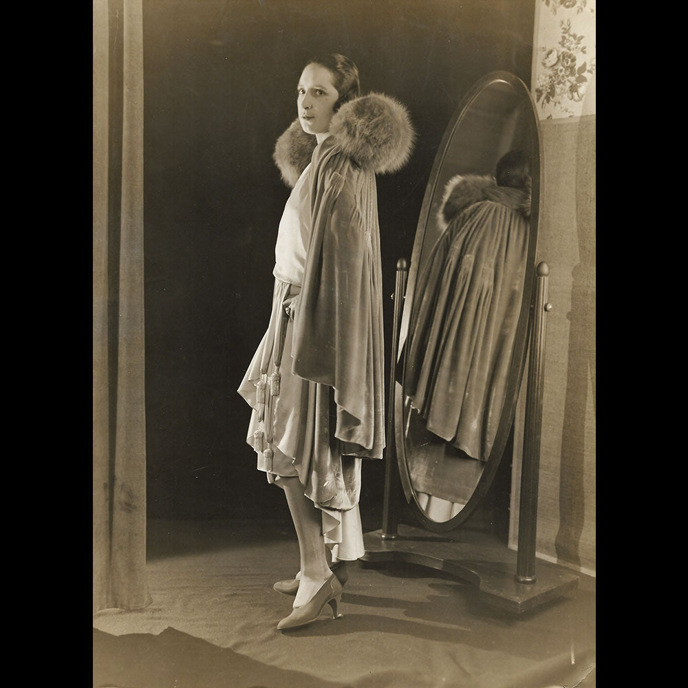 Worth - Manteau bordé de fourrure, réunion de deux tirages (1920s)