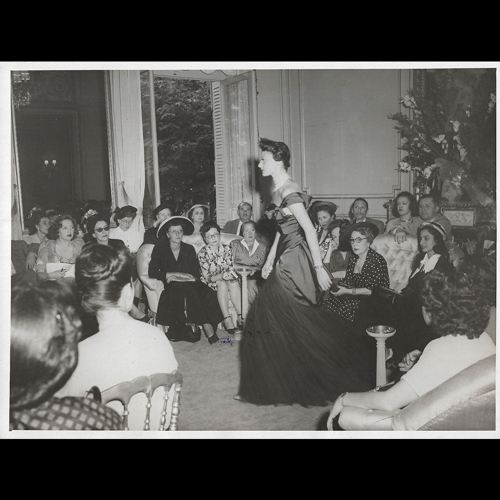 Jean Desses - Défilé (circa 1945-1950)