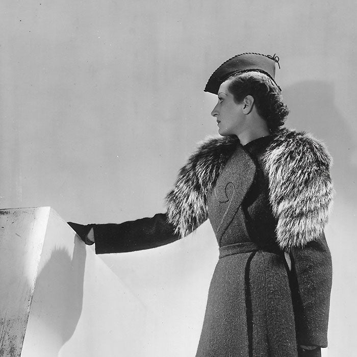 Robert Piguet - Manteau en lainage bordé de fourrure (1937)